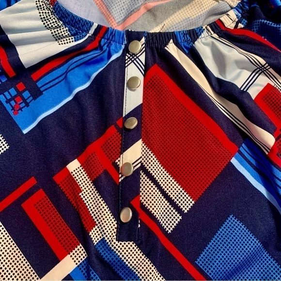 Notations Tunic Top 1X Red White Blue Short Sleeves Buttons Stretchy Boat Neck - Picture 11 of 15